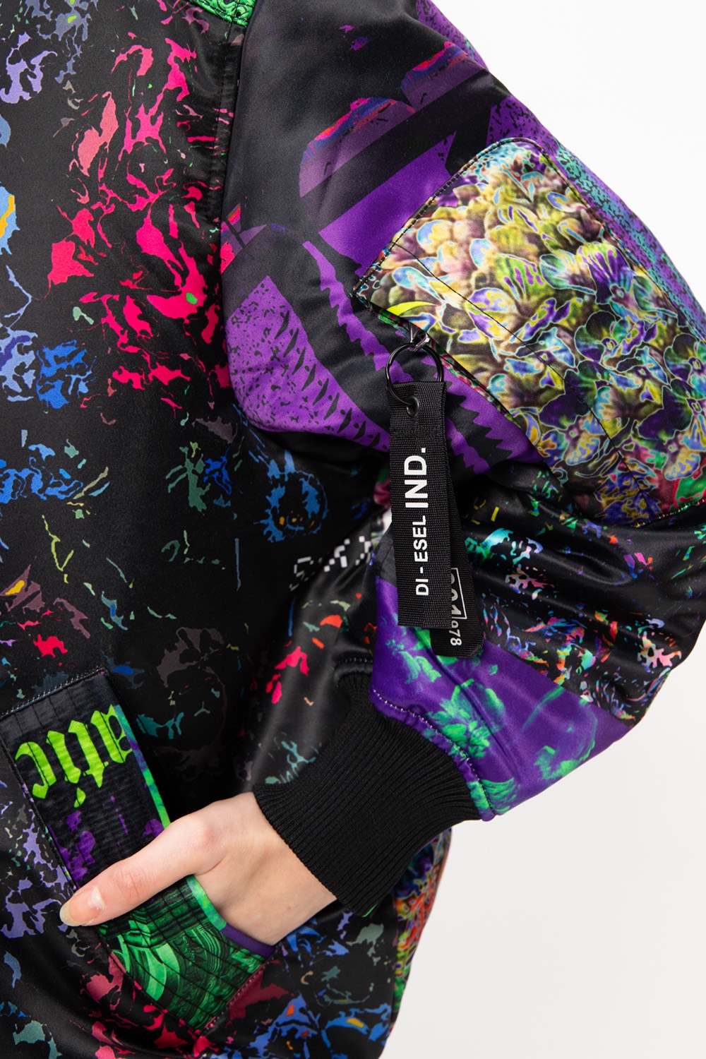 Cut-Out Bomber Jacket (VEWX10004A-VXE024XX-BLACK)
